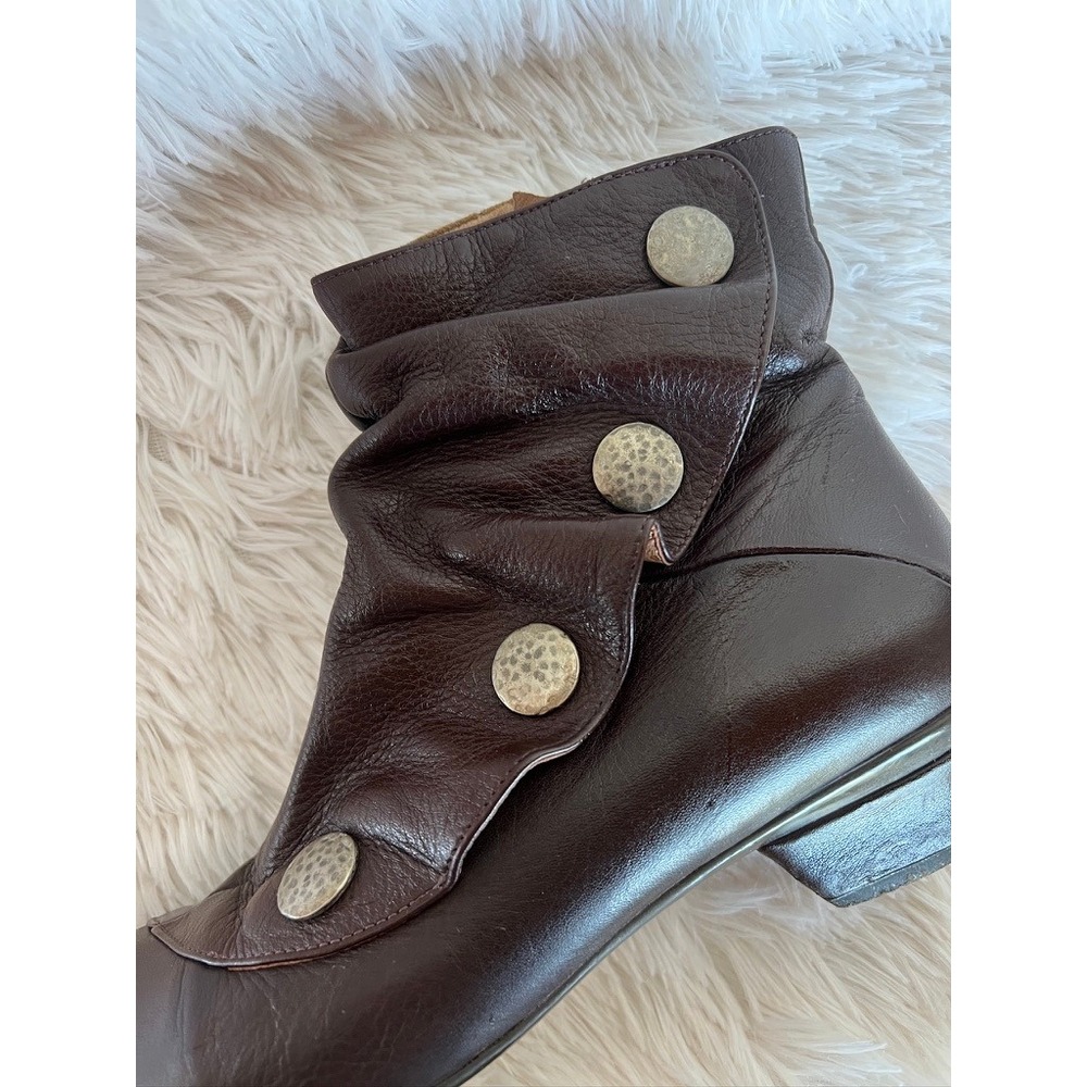 Eric Michael Soho Brown Leather Ankle Boots Slouch Button EU 39 Boho Lagenlook - Picture 16 of 16